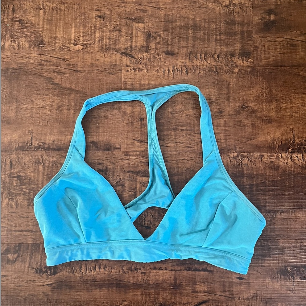 💧 Lululemon Blue Racerback Sports Bra (Size 4)